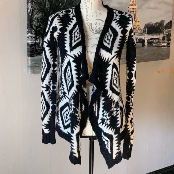 Arizona Jean Company Sweaters - 5/$25 Arizona Jean women’s cardigan sweater small